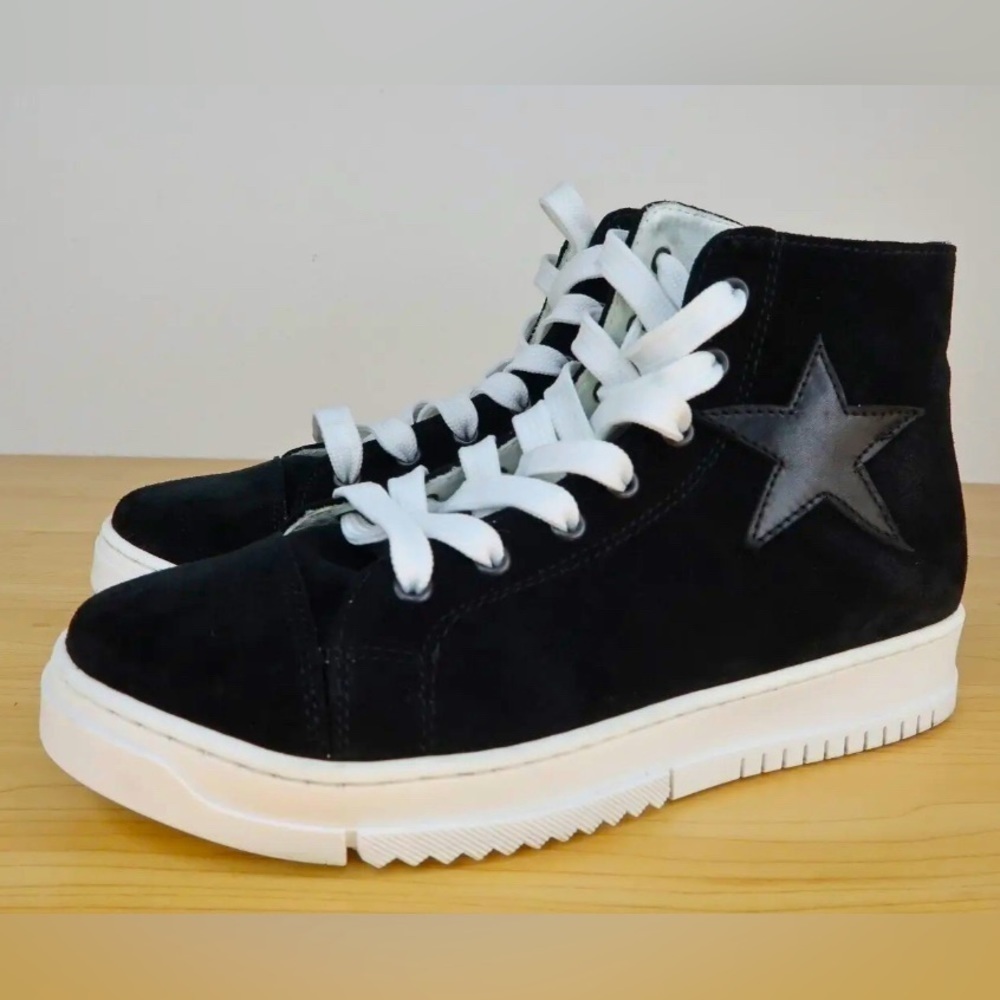 Michael Pasinkoff Black Suede Leather High Top Sneakers Women’s US 6 Euro 36 EUC